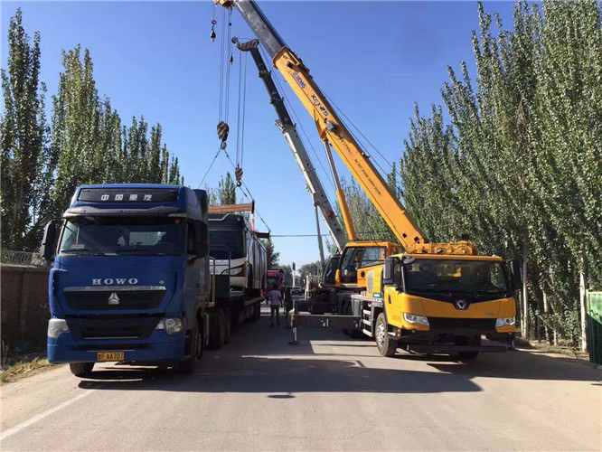 随县“省油又稳当”—— 吊车的 “智能节能” 技术